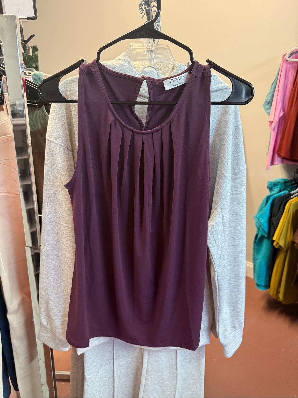 Zenana Outfitters Plum Pleated Keyhole Sleeveless Camisole